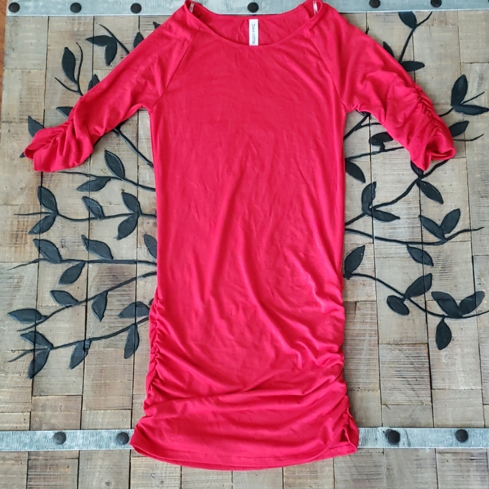 Zenana Outfitters Red runched Body Con Dress